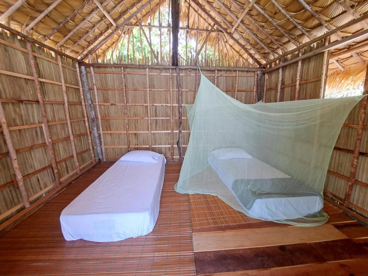 Coco Huts Guest House Waisai Экстерьер фото